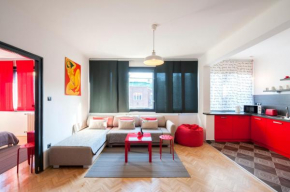 New Design Apartment by Gozsdu Court
